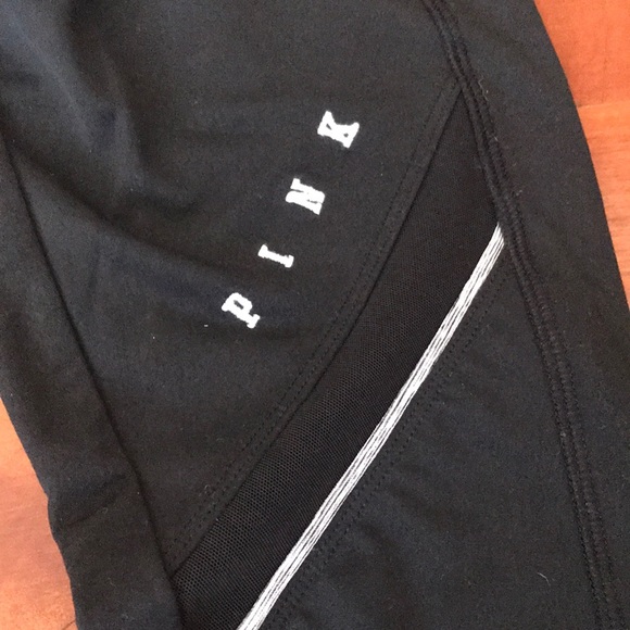 This is work out leggings from Pink - Picture 5 of 6